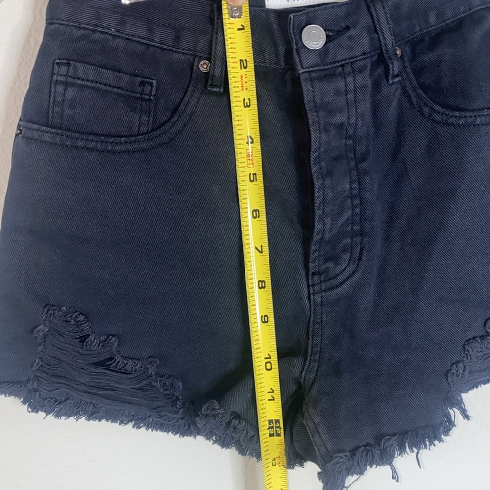 š²Black high rise PacSun Denim Jean shorts! - Picture 8 of 9